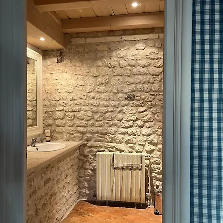La Charentaise Doree * Juillac-le-Coq